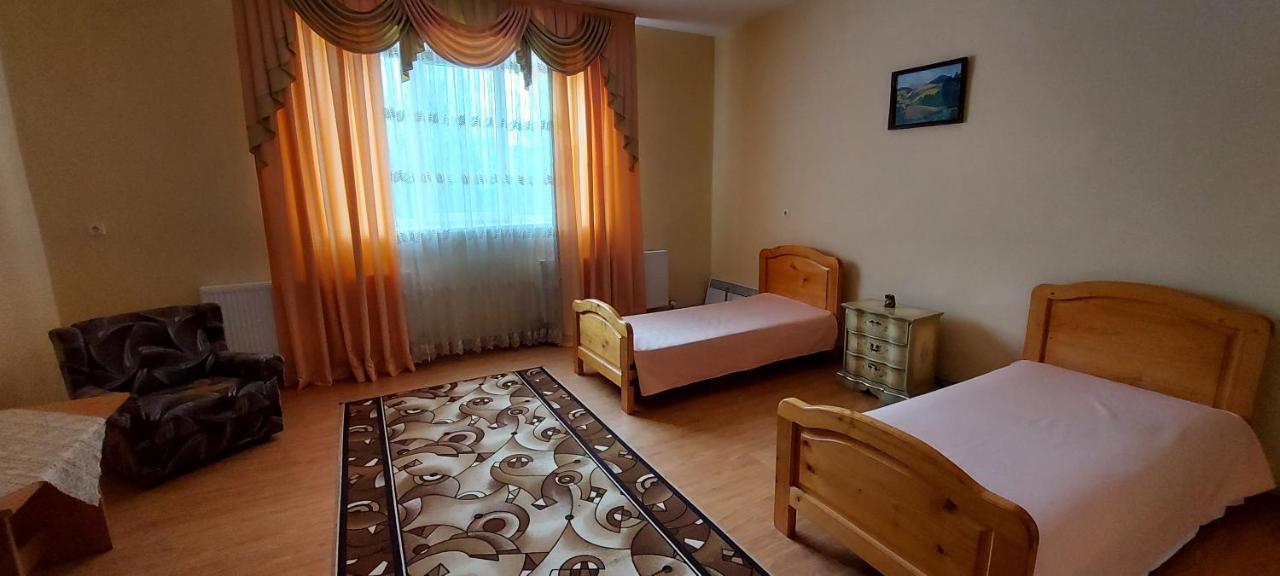 Hotel BB STUDENT Choest Buitenkant foto