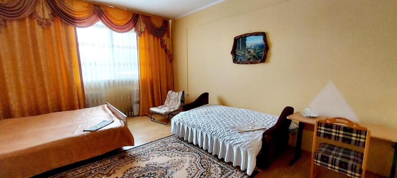 Hotel BB STUDENT Choest Buitenkant foto